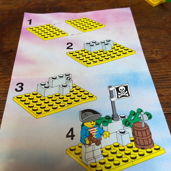 Lego #1464 Pirate Set - Picture 4 of 4